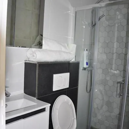 Magnifique Neuf Pres De Cdg/paris /parc D'exposition Apartment *